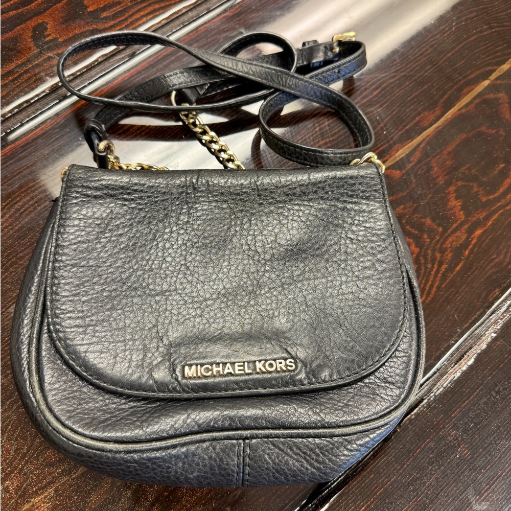 Michael Kors Black Textured Crossbody Bag
